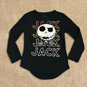 EUC Disney Nightmare Before Christmas Shirt